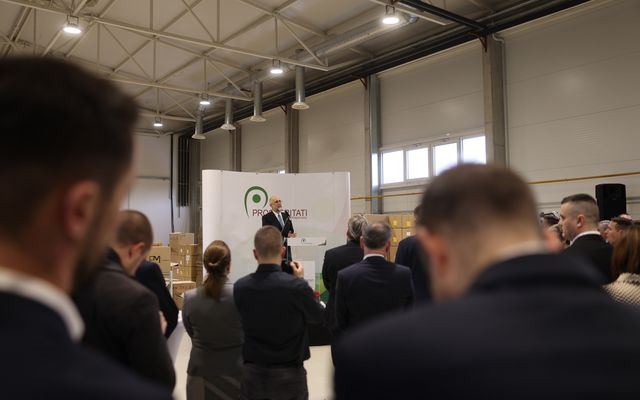 Eurotextil közepes és nagyléptékű gazdasági fejlesztés ünnepélyes átadása 