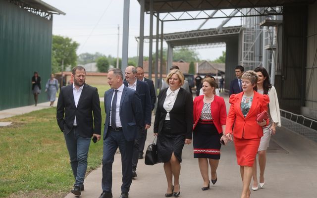 Kontakt Kft. kiemelt jelentőségű nagyléptékű mezőgazdasági fejlesztés ünnepélyes átadása