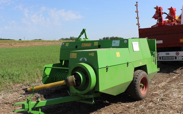 Szántóverseny és mezőgazdasági gépek kiállítása Gunaras (képek)