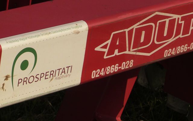 Mezőgazdasági gépkiállítás Kispiacon (képek)