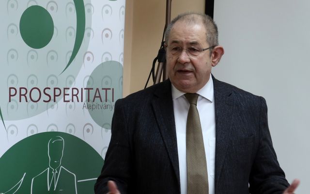 Online gazdaképzési tanfolyam – sajtótájékoztató (képek)