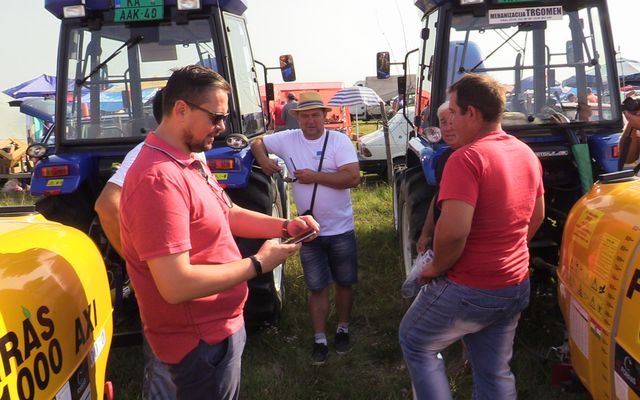 Mezőgazdasági gépkiállítás Kispiacon (képek)