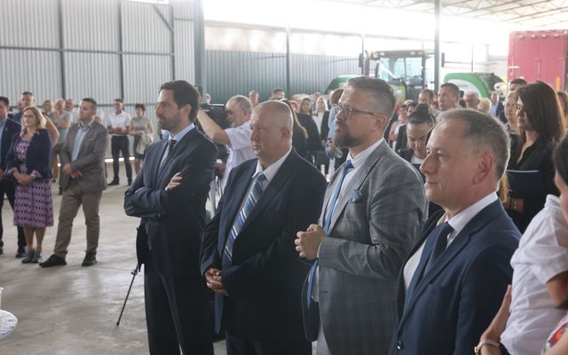 Kontakt Kft. kiemelt jelentőségű nagyléptékű mezőgazdasági fejlesztés ünnepélyes átadása