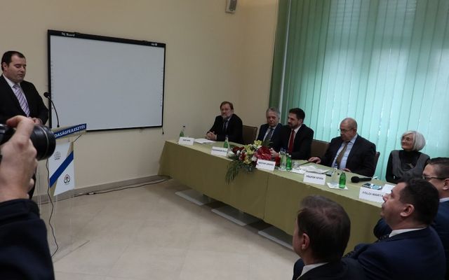 VAJDASÁGI MAGYAR GAZDASÁGFEJLESZTÉS 2015 – 2018, Szakmai konferencia (képek)