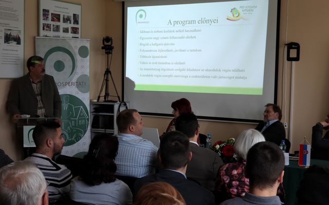 Online gazdaképzési tanfolyam – sajtótájékoztató (képek)