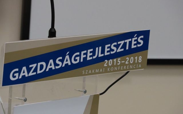 VAJDASÁGI MAGYAR GAZDASÁGFEJLESZTÉS 2015 – 2018, Szakmai konferencia (képek)