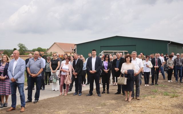 Kontakt Kft. kiemelt jelentőségű nagyléptékű mezőgazdasági fejlesztés ünnepélyes átadása