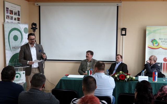 Online gazdaképzési tanfolyam – sajtótájékoztató (képek)