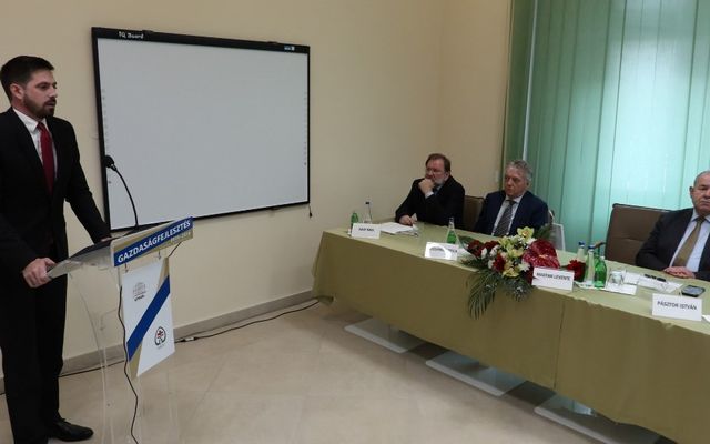 VAJDASÁGI MAGYAR GAZDASÁGFEJLESZTÉS 2015 – 2018, Szakmai konferencia (képek)