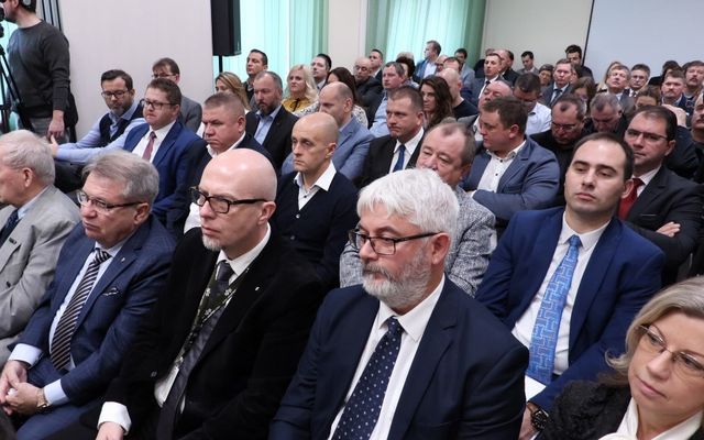 VAJDASÁGI MAGYAR GAZDASÁGFEJLESZTÉS 2015 – 2018, Szakmai konferencia (képek)