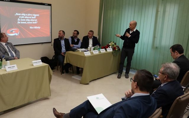 VAJDASÁGI MAGYAR GAZDASÁGFEJLESZTÉS 2015 – 2018, Szakmai konferencia (képek)