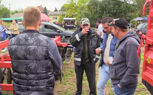 Szüreti napok és Prosperitati gépbemutató Hajdújáráson (képek)