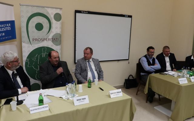 VAJDASÁGI MAGYAR GAZDASÁGFEJLESZTÉS 2015 – 2018, Szakmai konferencia (képek)