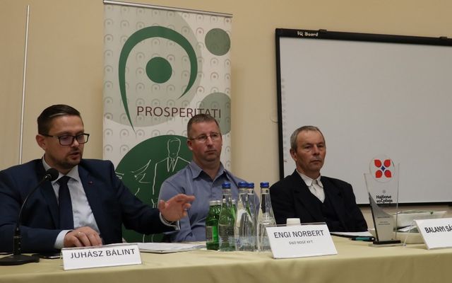 VAJDASÁGI MAGYAR GAZDASÁGFEJLESZTÉS 2015 – 2018, Szakmai konferencia (képek)