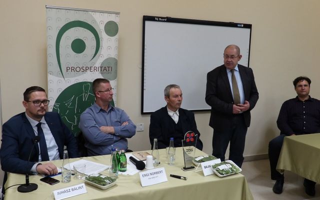 VAJDASÁGI MAGYAR GAZDASÁGFEJLESZTÉS 2015 – 2018, Szakmai konferencia (képek)