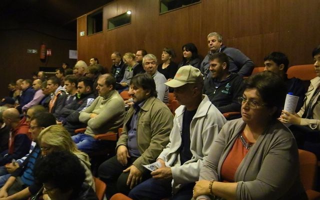 IV. pályázati körrel kapcsolatos tájékoztató lakossági fórum Topolyán (képek)