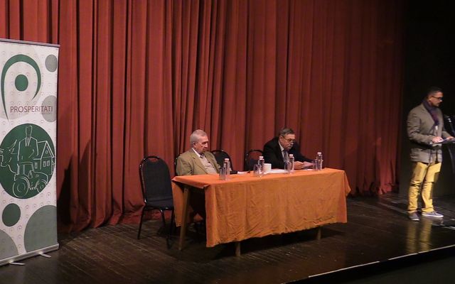 IV. pályázati körrel kapcsolatos tájékoztató lakossági fórum Topolyán (képek)