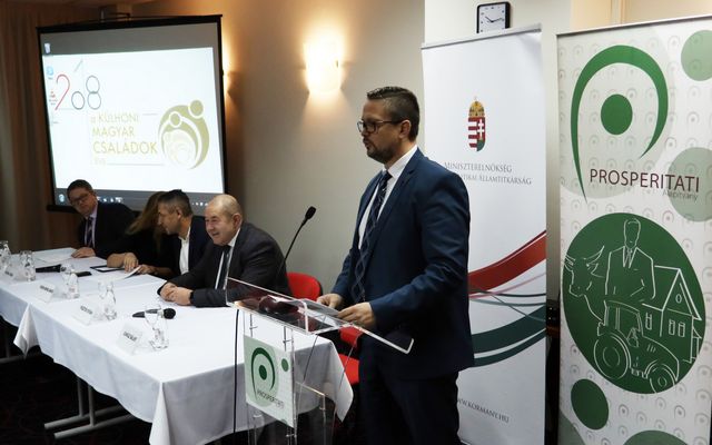 Szakmai konferencia fiatal vajdasági vállalkozóknak (képek)