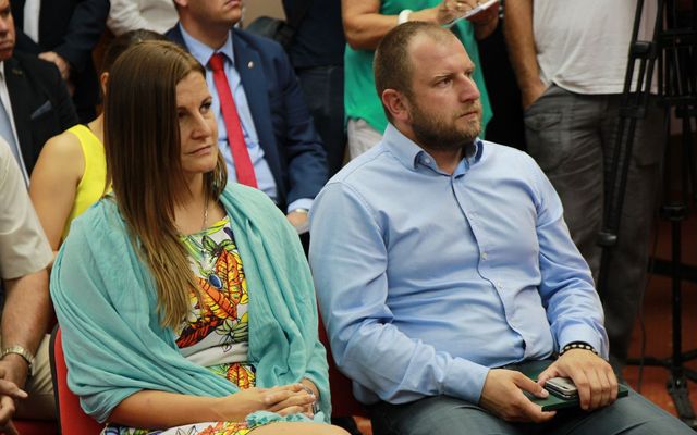 Sajtótájékoztató és szerződésaláírás, Szabadka (képek)