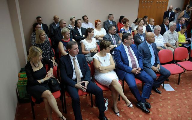 Sajtótájékoztató és szerződésaláírás, Szabadka (képek)