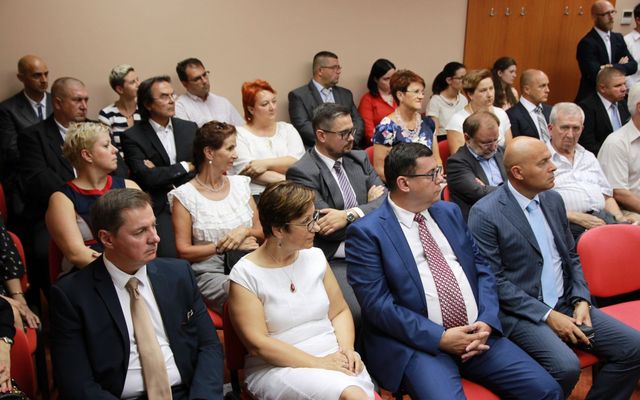 Sajtótájékoztató és szerződésaláírás, Szabadka (képek)