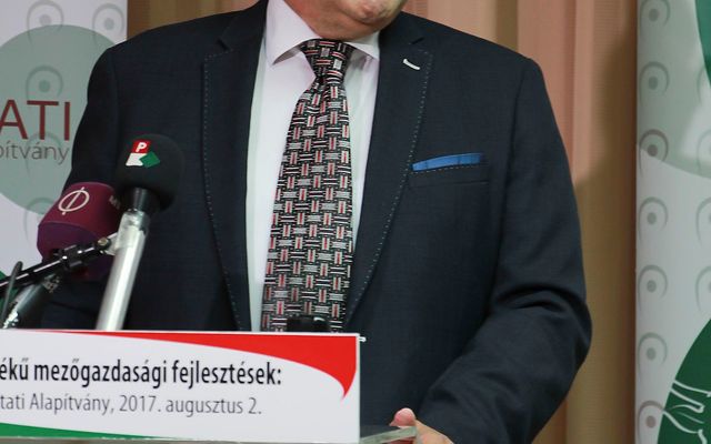 Sajtótájékoztató és szerződésaláírás, Szabadka (képek)
