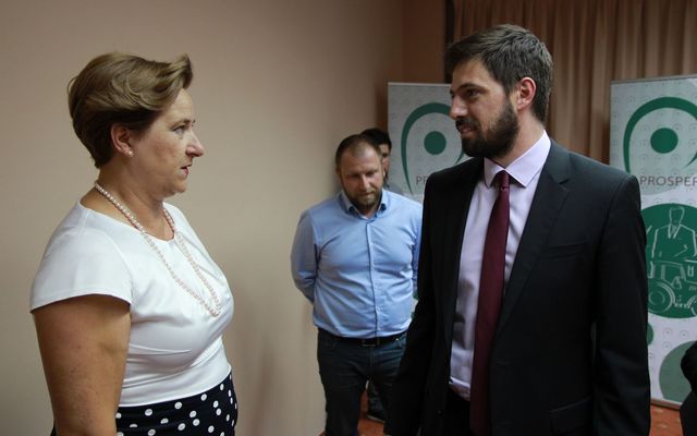Sajtótájékoztató és szerződésaláírás, Szabadka (képek)