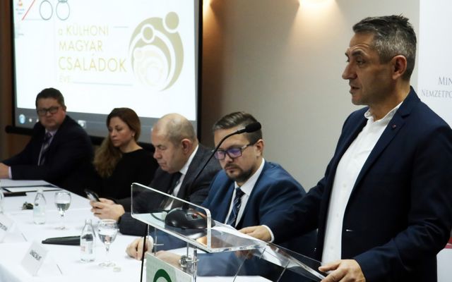 Szakmai konferencia fiatal vajdasági vállalkozóknak (képek)