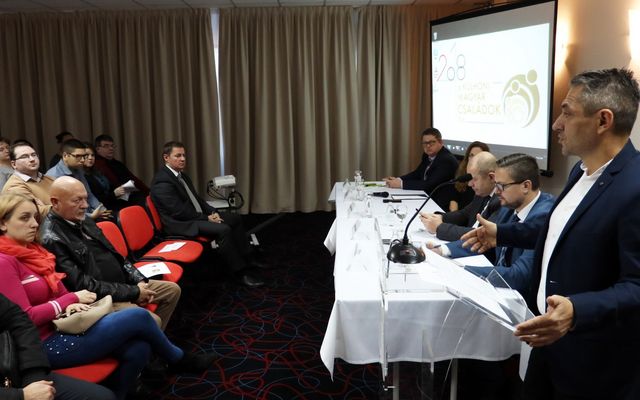 Szakmai konferencia fiatal vajdasági vállalkozóknak (képek)