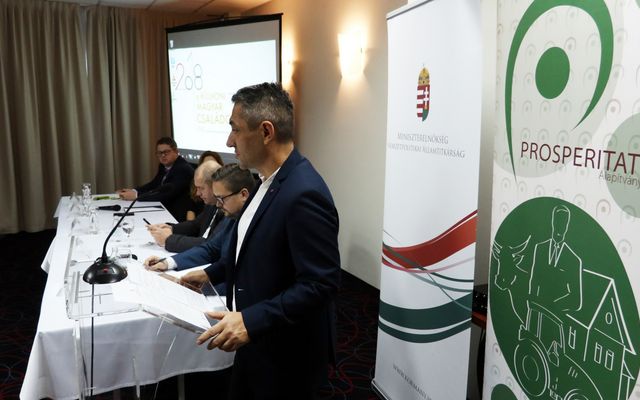 Szakmai konferencia fiatal vajdasági vállalkozóknak (képek)