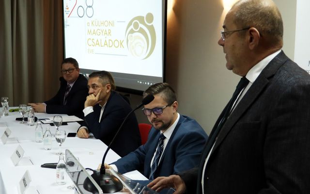 Szakmai konferencia fiatal vajdasági vállalkozóknak (képek)
