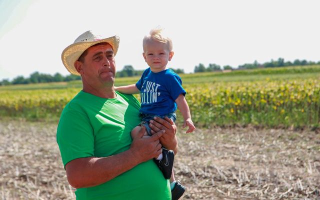 Szántóverseny és mezőgazdasági gépek kiállítása Gunaras (képek)