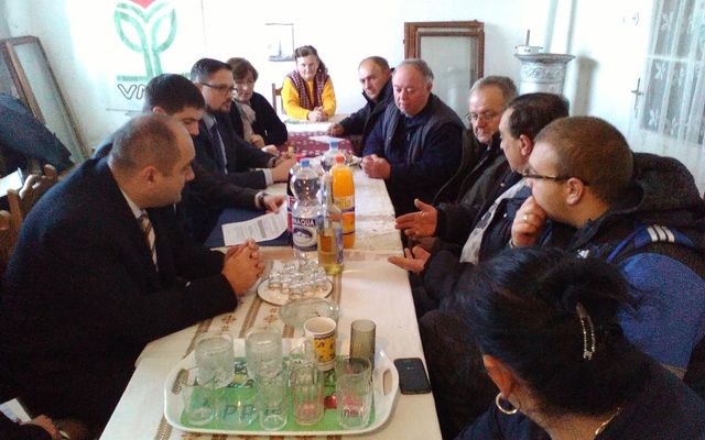Találkozó a helyi lakossággal Vajszkán (képek)