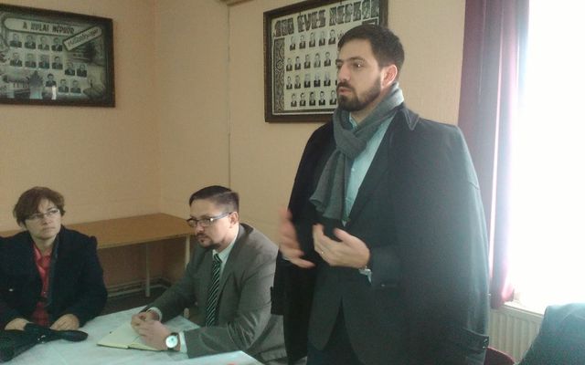Találkozó a helyi lakosokkal Kúlán (képek)