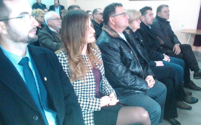 Találkozó a helyi lakosokkal Kúlán (képek)
