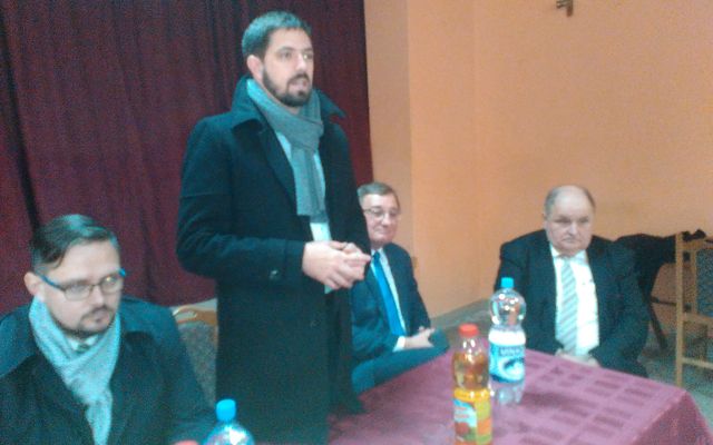 Találkozó a helyi lakosokkal Szivácon (képek)