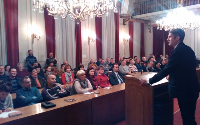 Lakossági fórum Zomborban (képek)