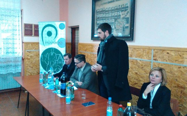 Ismertető előadás Szajánban (képek)