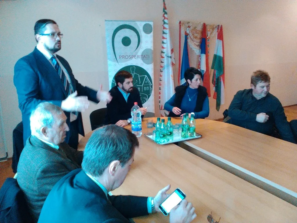Nyugat-Bácskában népszerűsítették a Prosperitati Alapítvány pályázatait
