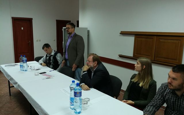 IV. pályázati körrel kapcsolatos tájékoztató lakossági fórum Kishegyesen (képek)