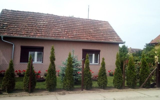 Otthonuk, Kelebia