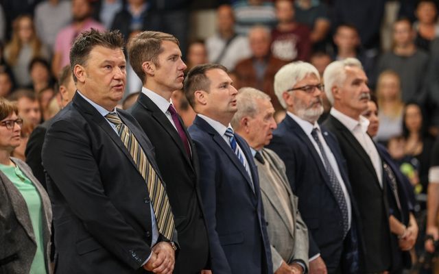 Ünnepélyes szerződésaláírás Zentán (képek)