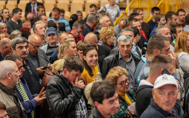 Ünnepélyes szerződésaláírás Zentán (képek)