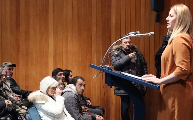 Ünnepélyes szerződésaláírás (képek)