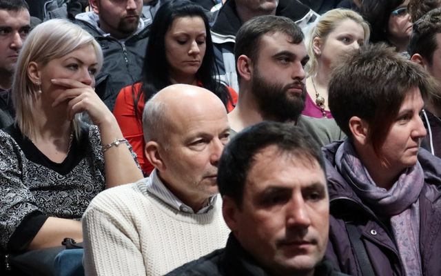 Ünnepélyes szerződésaláírás (képek)