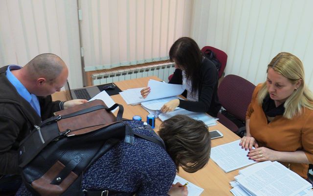 Szerződésaláírás a Start up pályázat nyerteseivel (képek)
