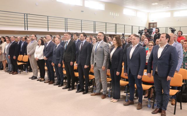 Ünnepélyes szerződésaláírás Magyarkanizsán