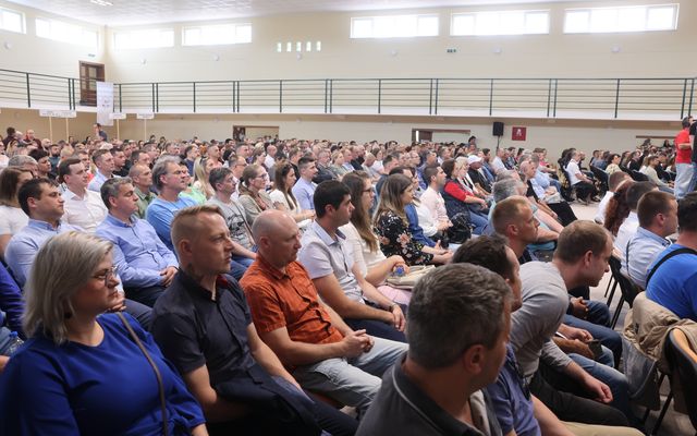 Ünnepélyes szerződésaláírás Magyarkanizsán