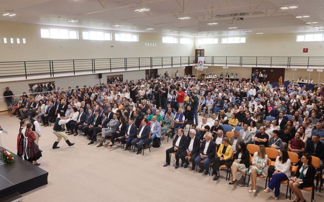 Ünnepélyes szerződésaláírás Magyarkanizsán