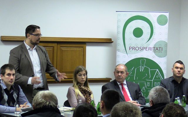 Lakossági fórum Kishegyesen (képek)